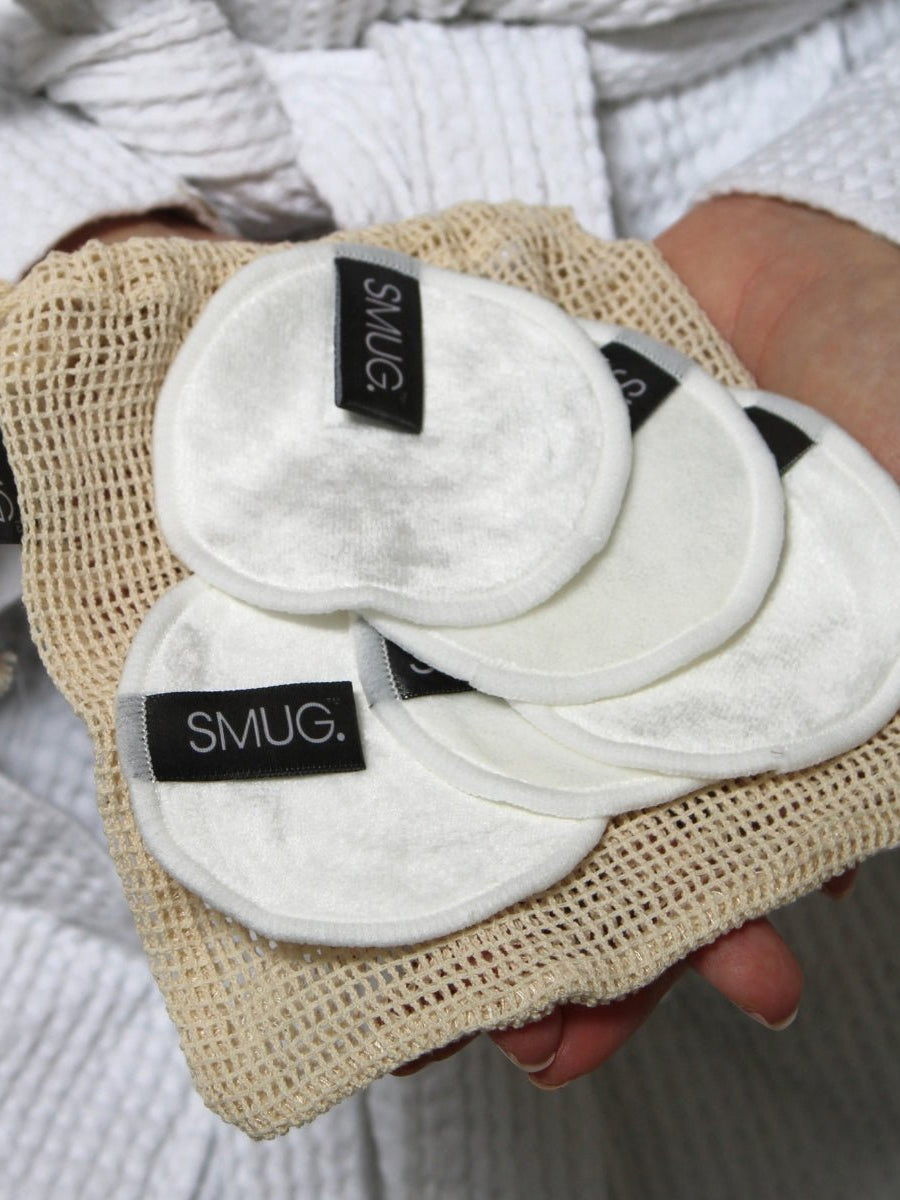 ladybuglashes lashglue lashtrays lashadhesive glueretention cloverlashes wlashes yylashes premades promades lashes