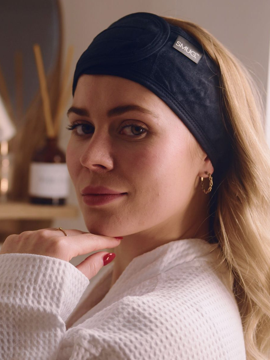 ladybuglashes lashglue lashtrays lashadhesive glueretention cloverlashes wlashes yylashes premades promades lashes