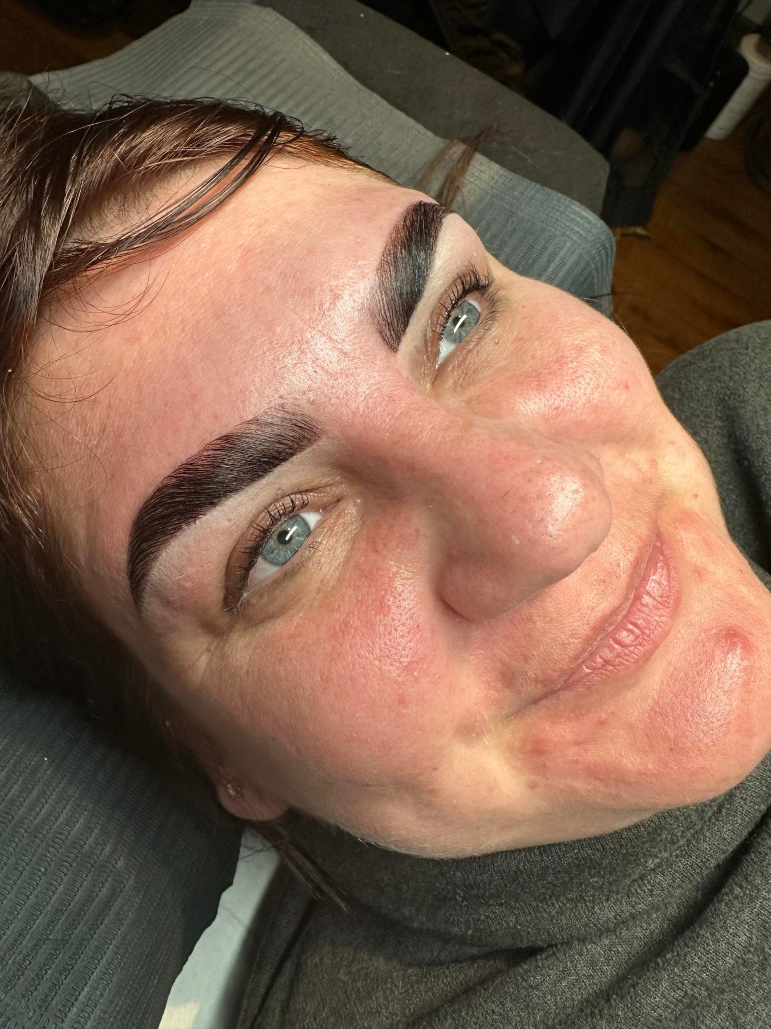 ladybuglashes lashglue lashtrays lashadhesive glueretention cloverlashes wlashes yylashes premades promades lashes