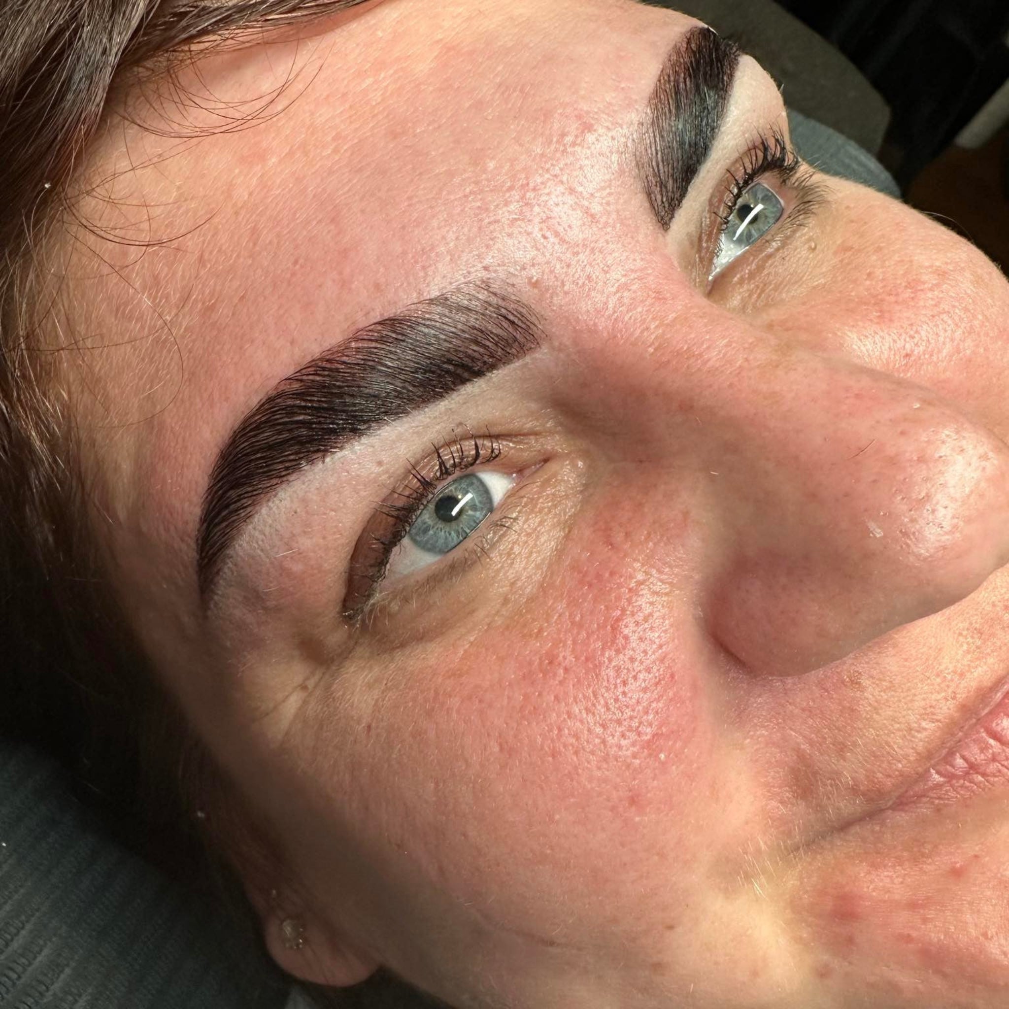ladybuglashes lashglue lashtrays lashadhesive glueretention cloverlashes wlashes yylashes premades promades lashes