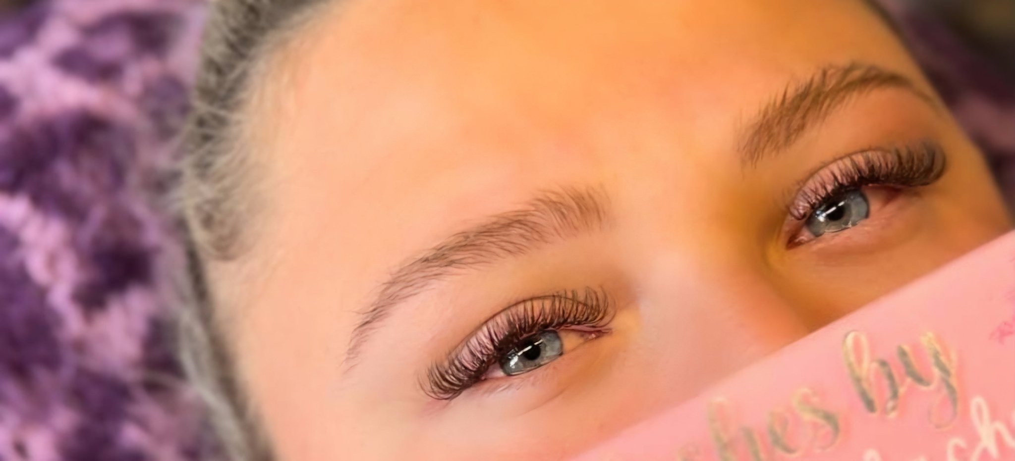 ladybuglashes lashglue lashtrays lashadhesive glueretention cloverlashes wlashes yylashes premades promades lashes
