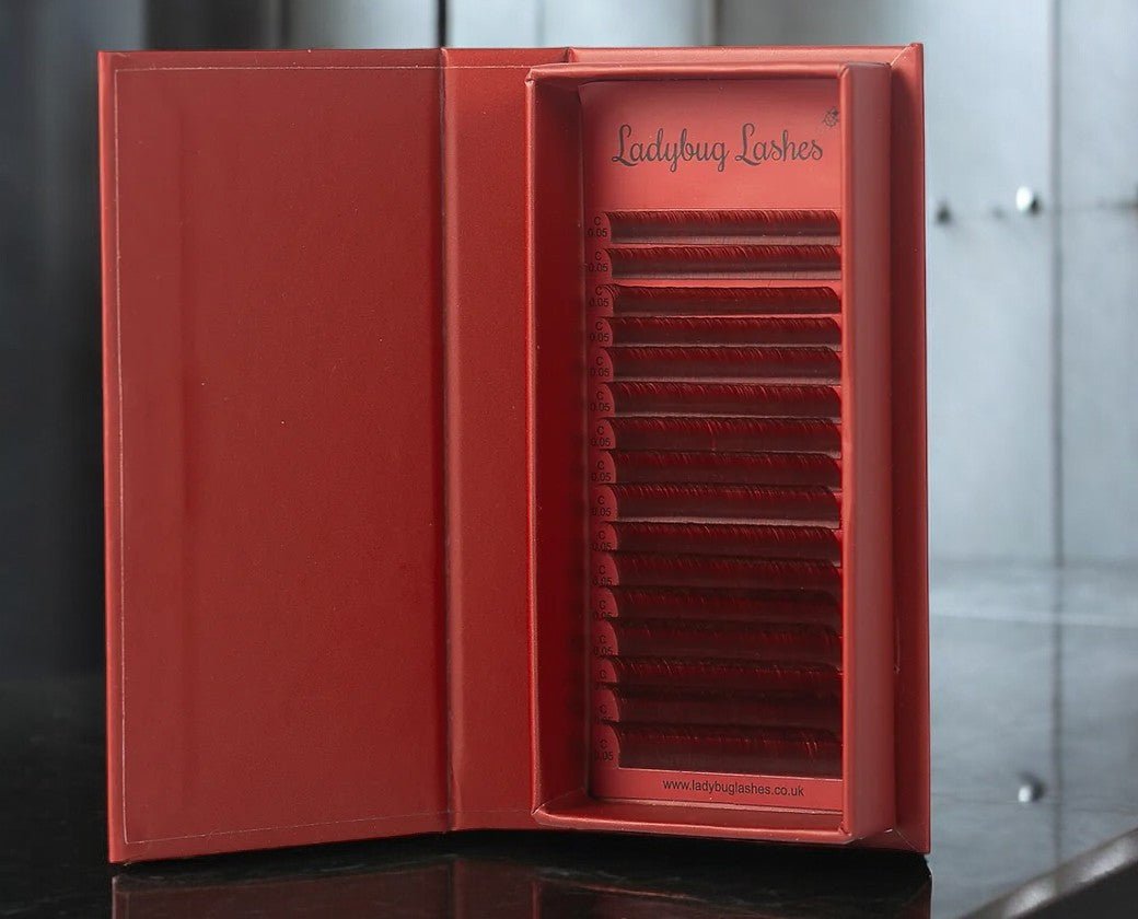 ladybuglashes lashglue lashtrays lashadhesive glueretention cloverlashes wlashes yylashes premades promades lashes