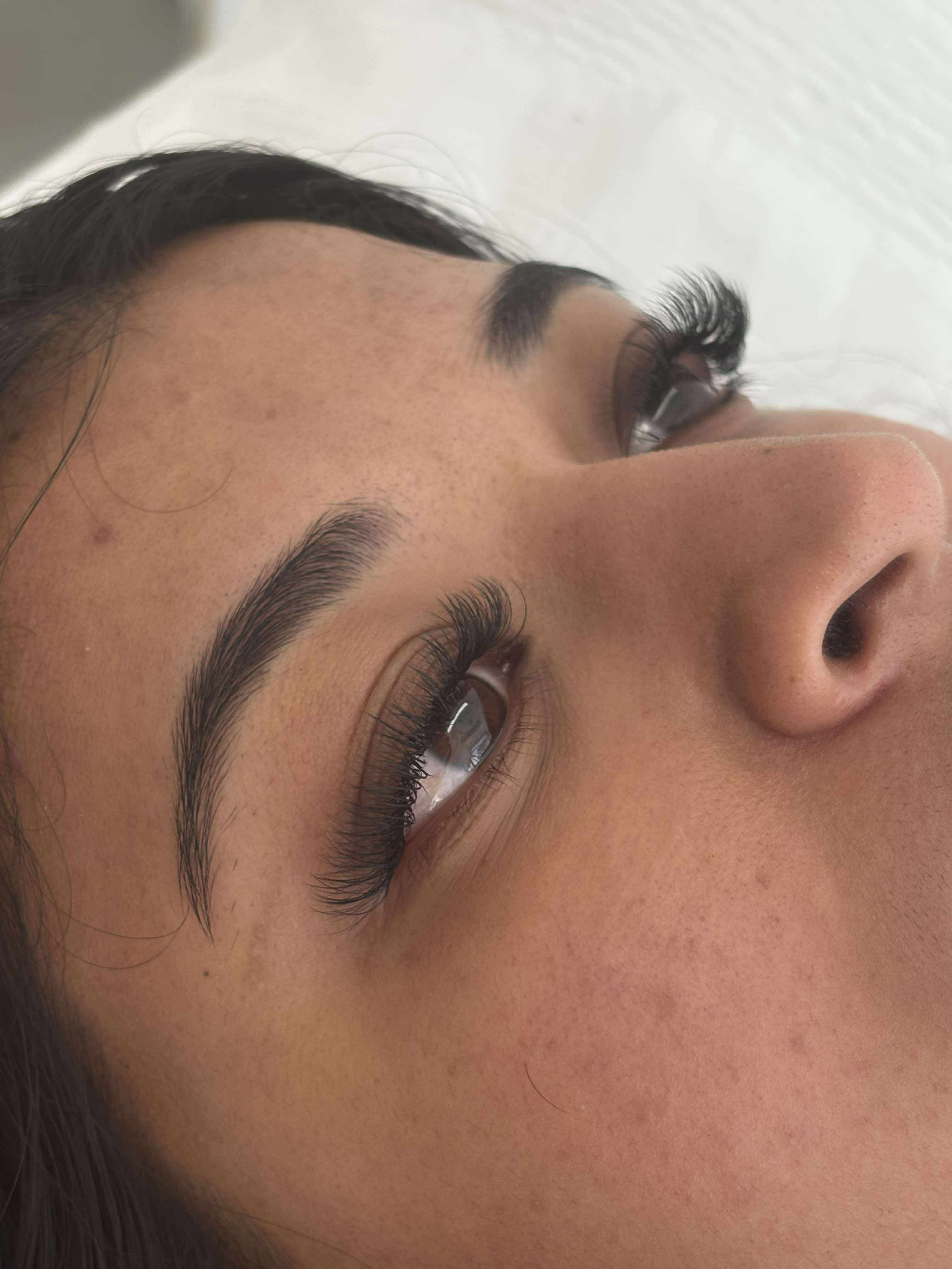 Loose Premade Fans – Mixed Box D Curl