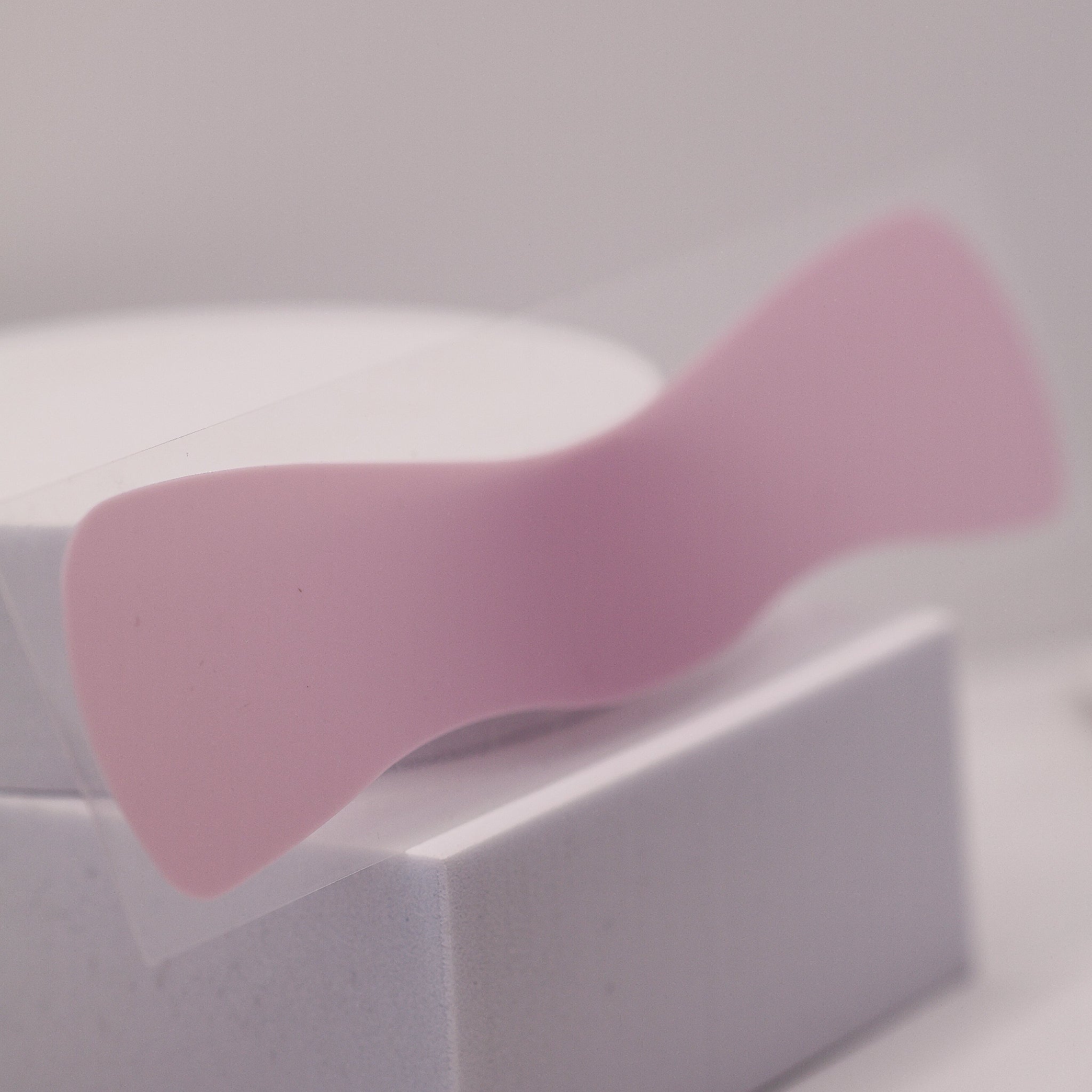 LADYBUGLASHES Reusable Silicone Brow Wrap – alternative angle