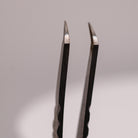 LADYBUGLASHES Halo 90° Tweezers – fibre grip tip, alternative angle