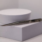LADYBUGLASHES Isolation Tweezers Fibre Grip – precision lash isolation tool