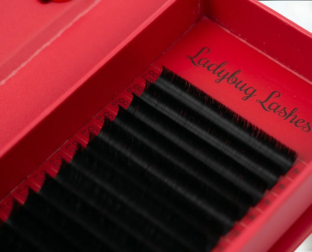 Volume Silk Lashes – 16 Row Mixed Tray