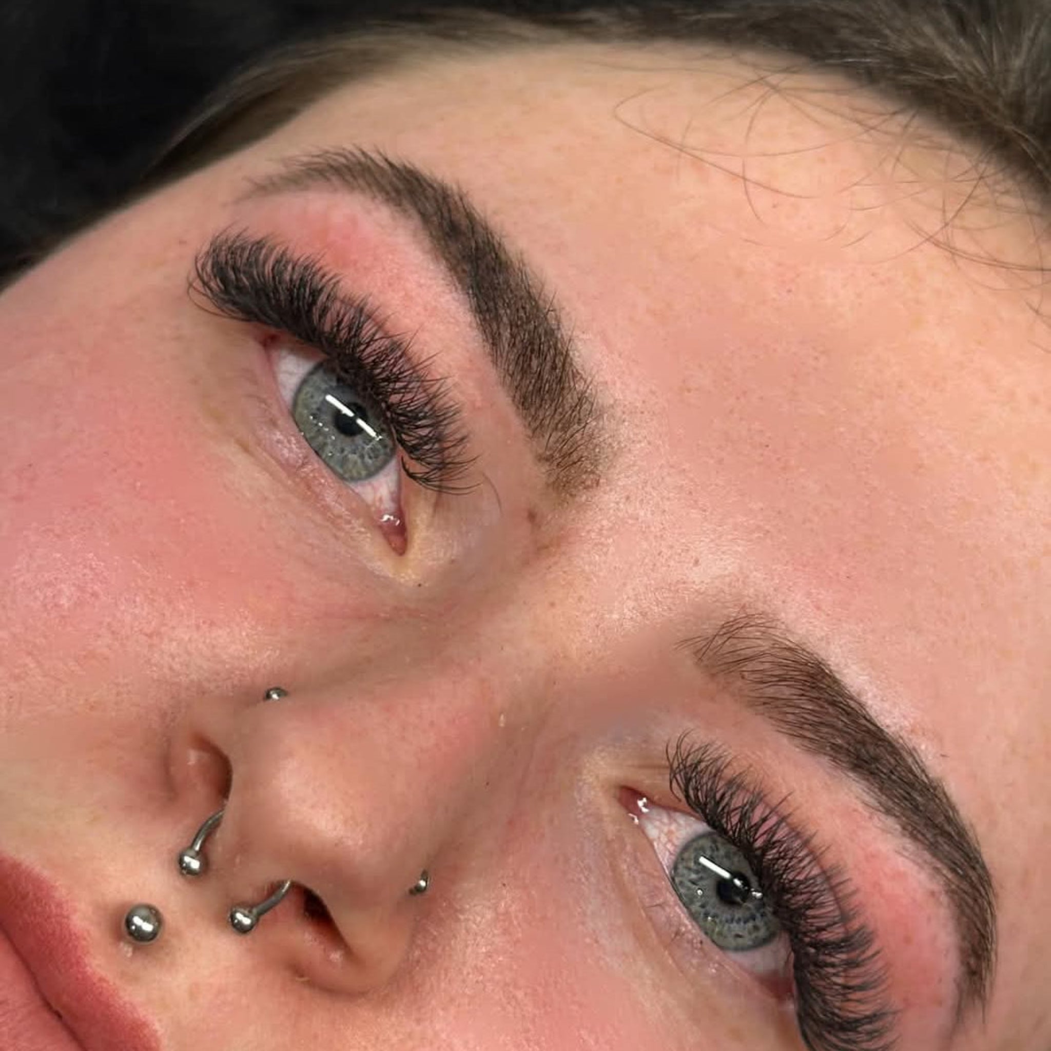Ladybug Lashes W Lashes Mixed Tray 16 Rows