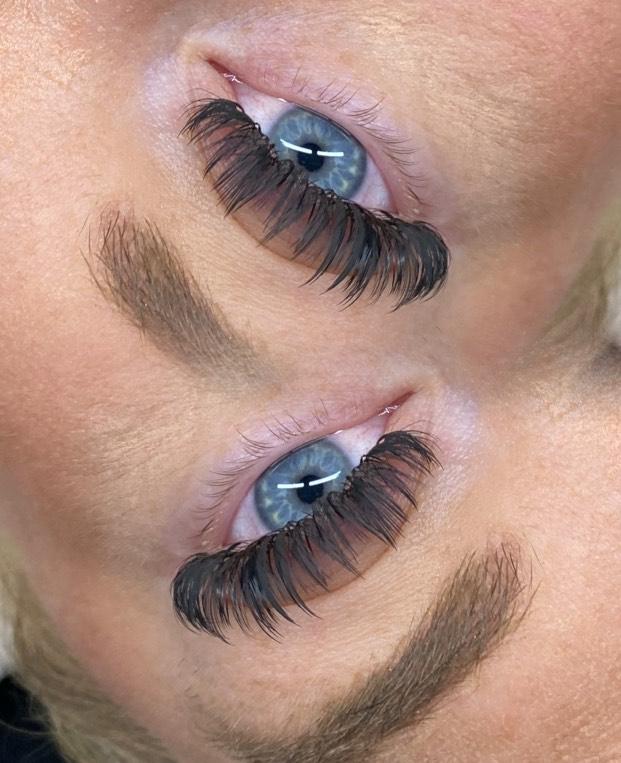 anime feather lashes with fairy lashes