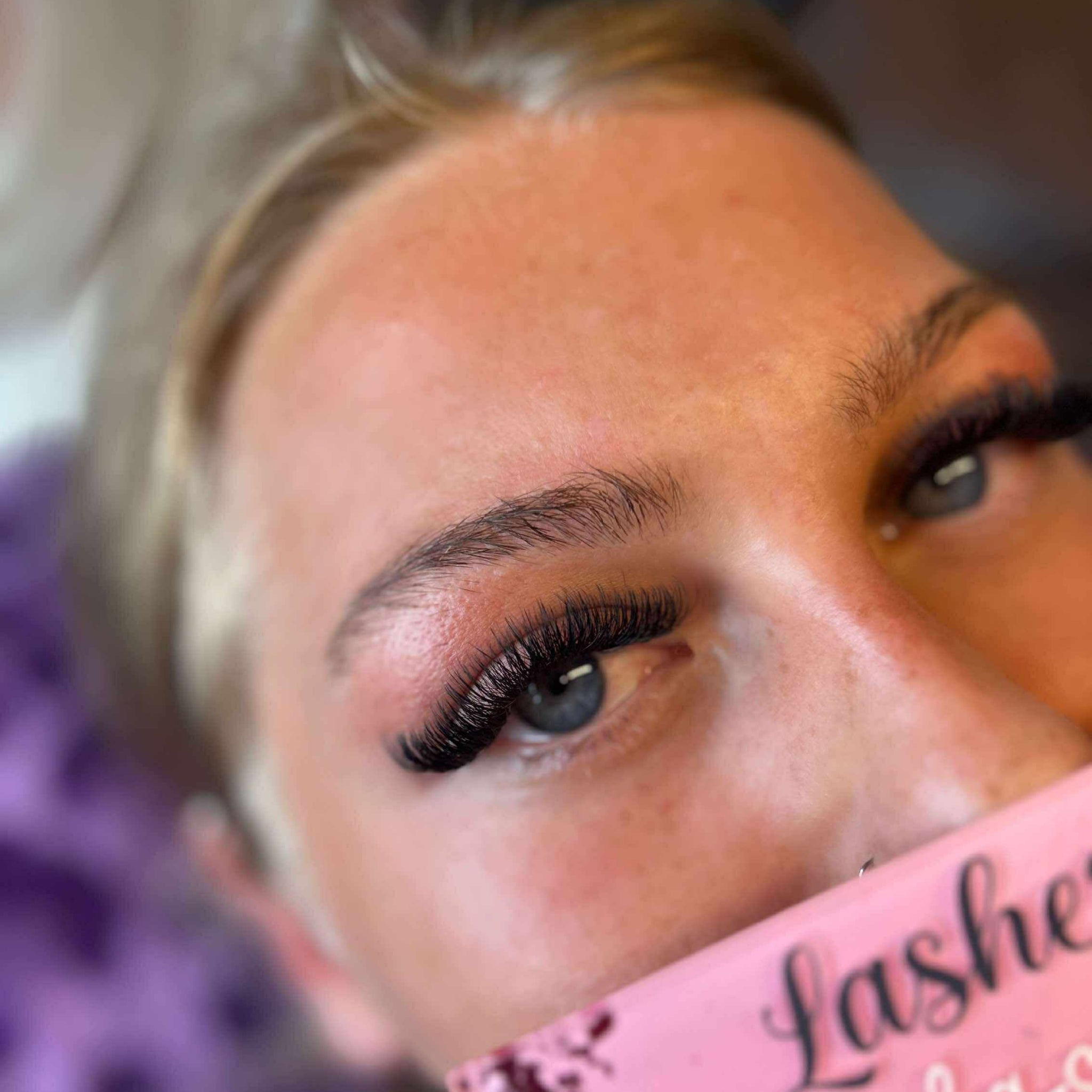 ladybuglashes lashglue lashtrays lashadhesive glueretention cloverlashes wlashes yylashes premades promades lashes