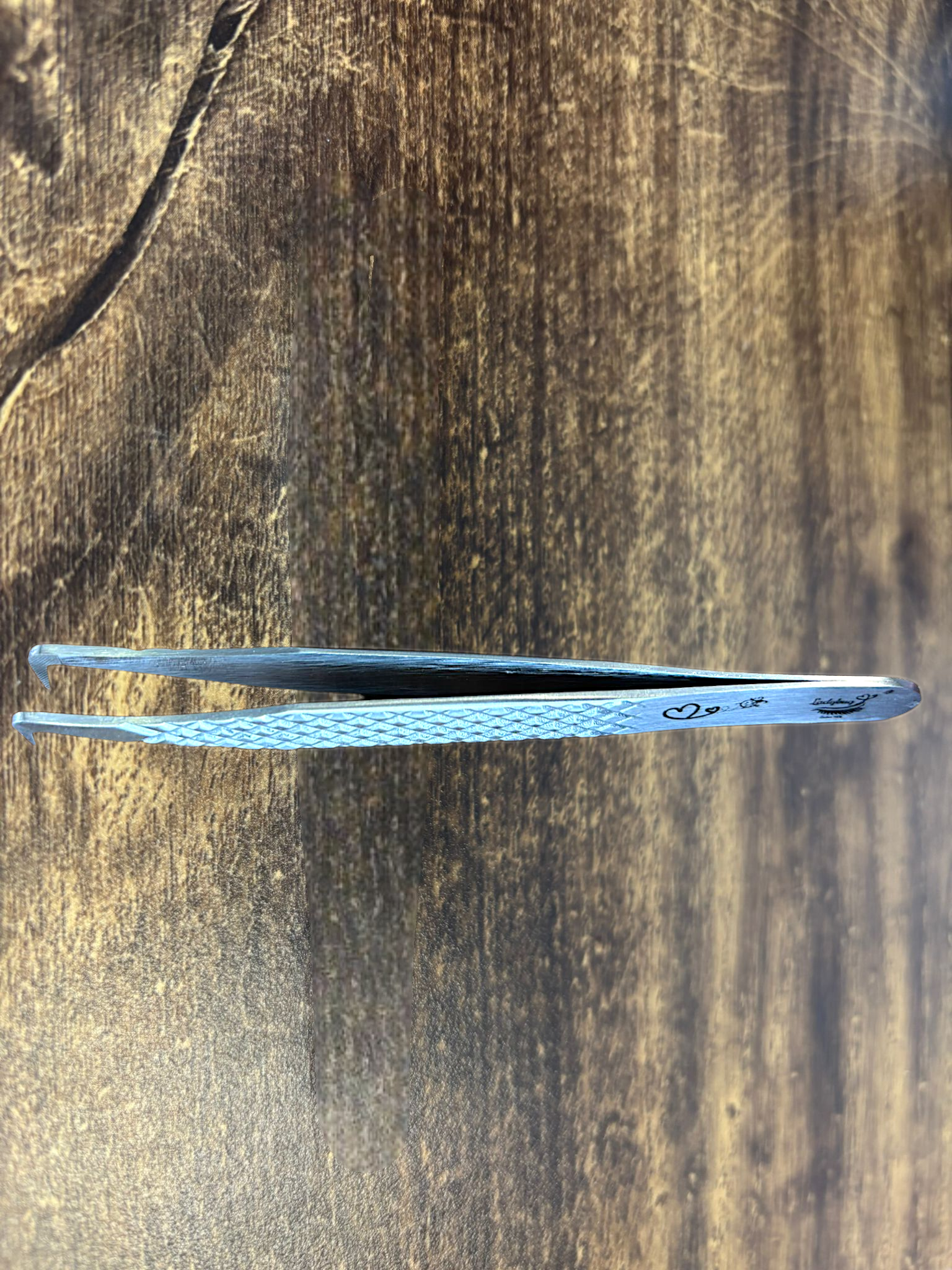 fan making small volume fibre grip tweezers 