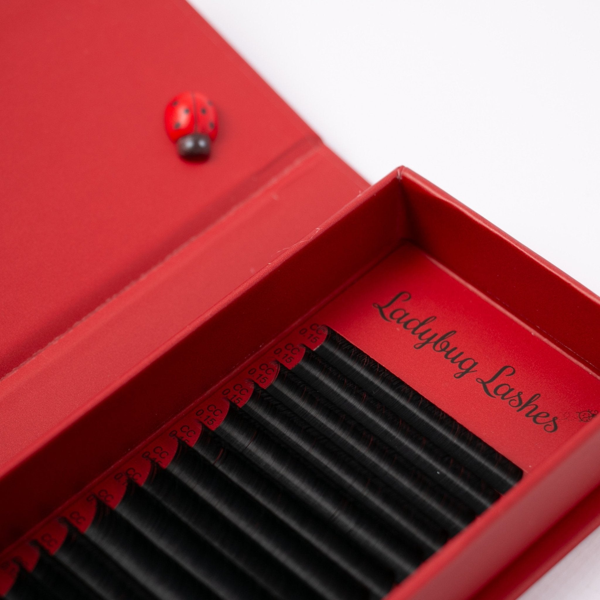 ladybuglashes lashglue lashtrays lashadhesive glueretention cloverlashes wlashes yylashes premades promades lashes