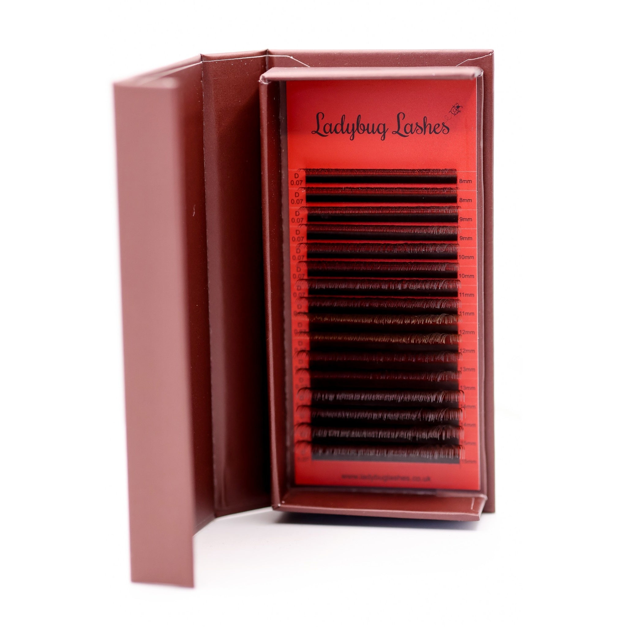 Ladybug Lashes Brown YY Lash 16 Row Tray showing full tray of YY lash extensions from above