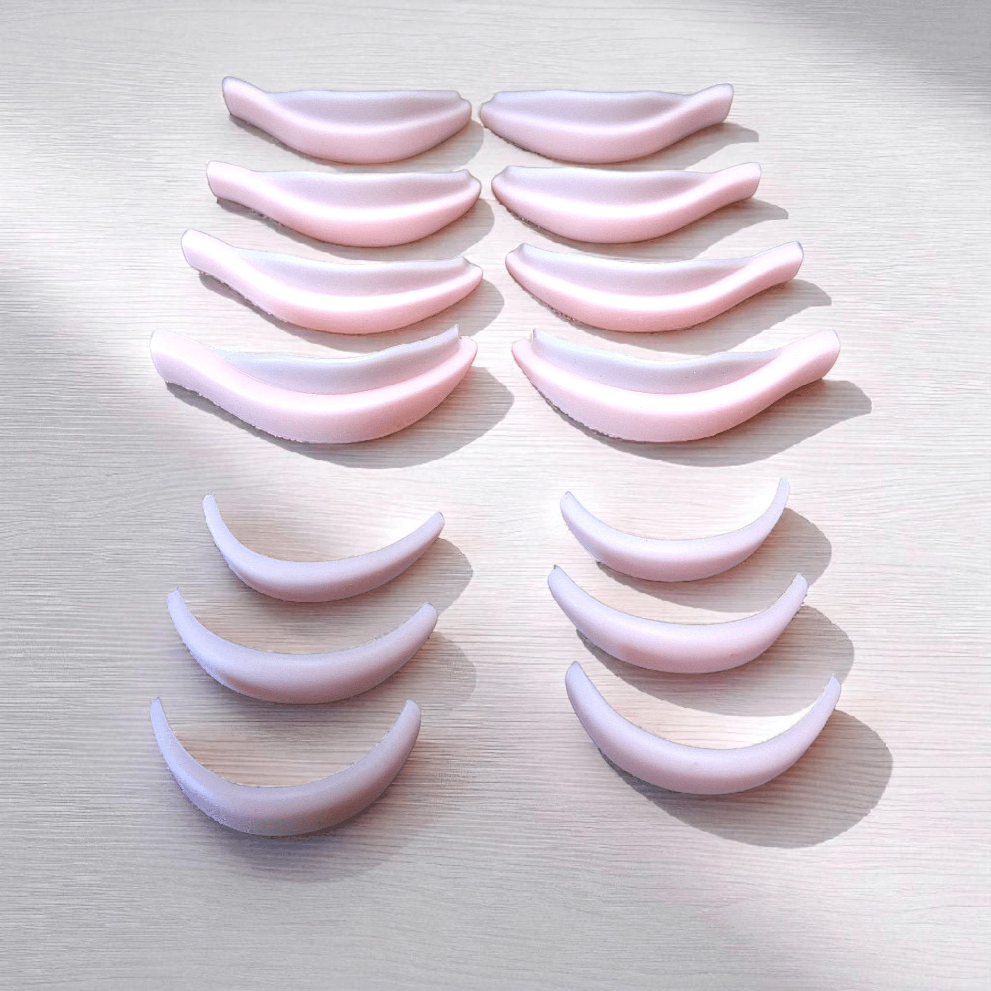 ladybuglashes lashglue lashtrays lashadhesive glueretention cloverlashes wlashes yylashes premades promades lashes