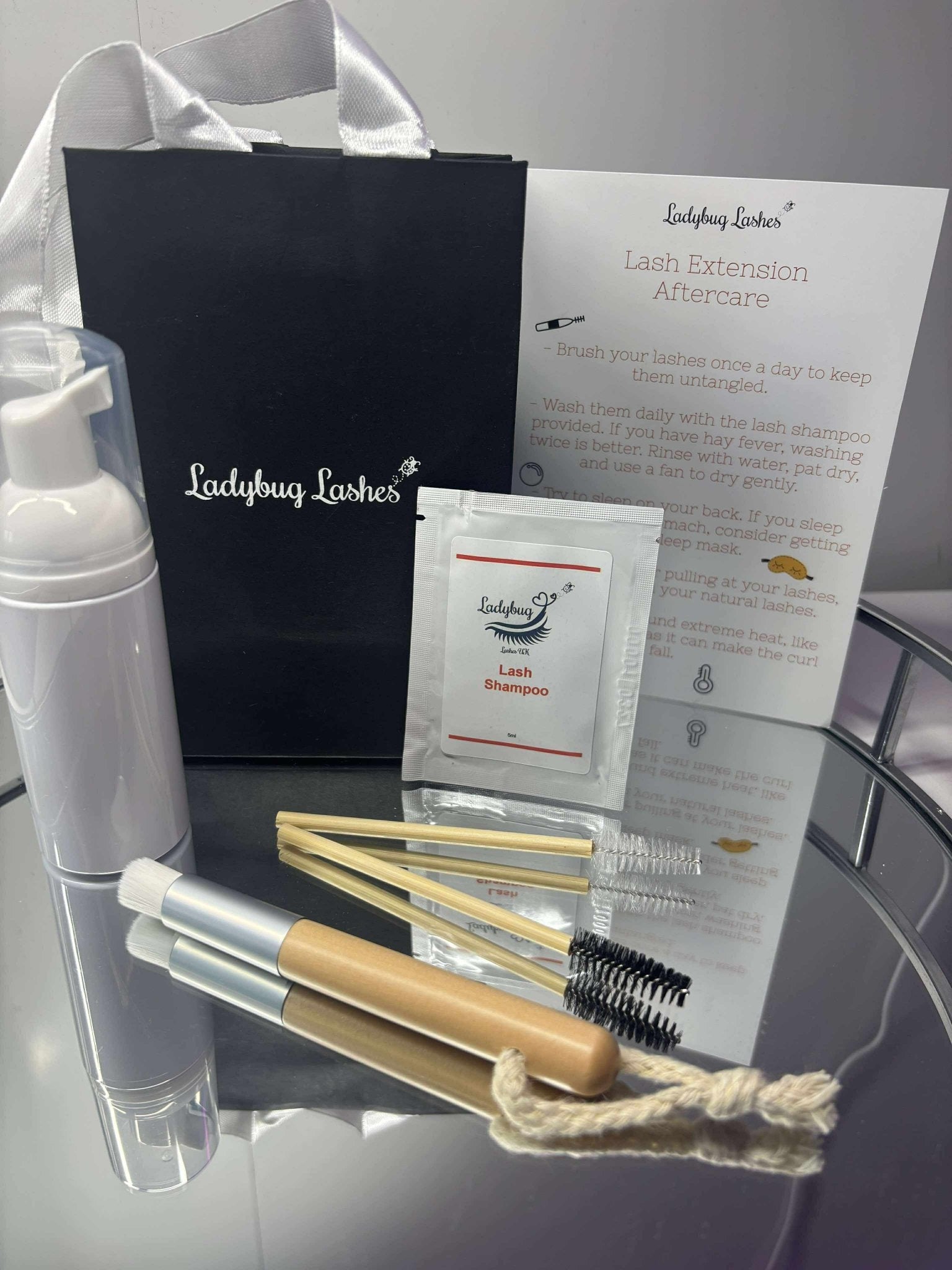 ladybuglashes lashglue lashtrays lashadhesive glueretention cloverlashes wlashes yylashes premades promades lashes