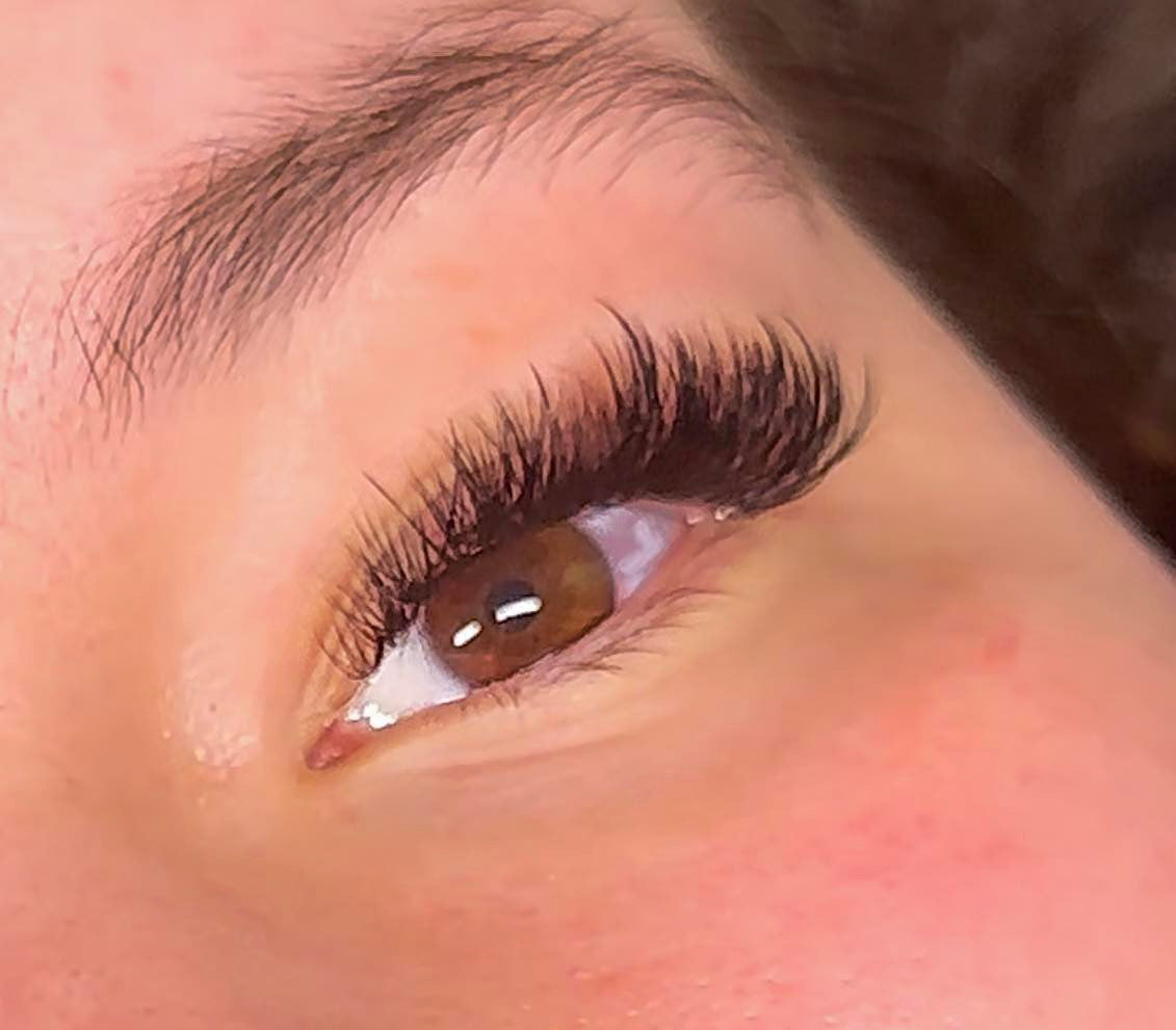 wet look lashes can be used for creating spikes